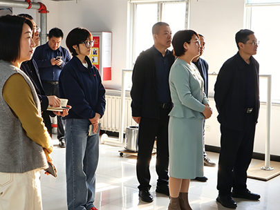 高新區(qū)黨工委委員、管委會(huì)副主任趙立華一行蒞臨唐山柳林考察指導(dǎo)
